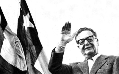 4 септември 1970, револуционерот Салвадор Алјенде доаѓа на власт во Чиле