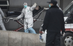 Прв смртен случај од корона вирусот надвор од Кина, вкупно 305 починати досега